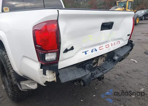 2019 Toyota Tacoma Sr5 V6 z USA, uszkodzony, nr VIN 3TMCZ5AN2KM274228